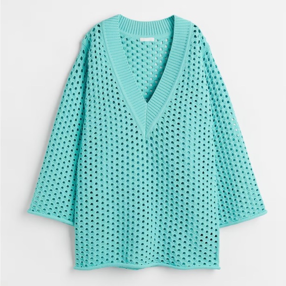 𝐻&𝑀 • V-Neck Crochet Dress Tunic - Picture 1 of 6